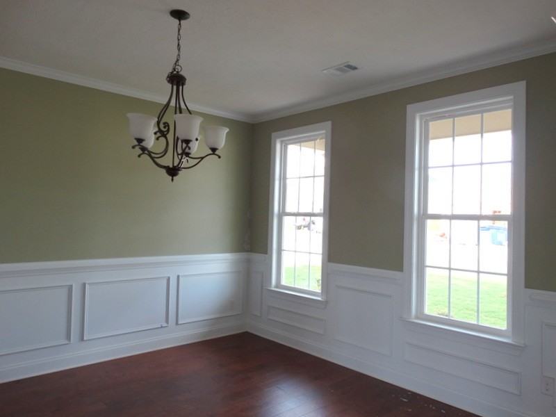 1033 Ardrey Cir - Photo 2 of 16