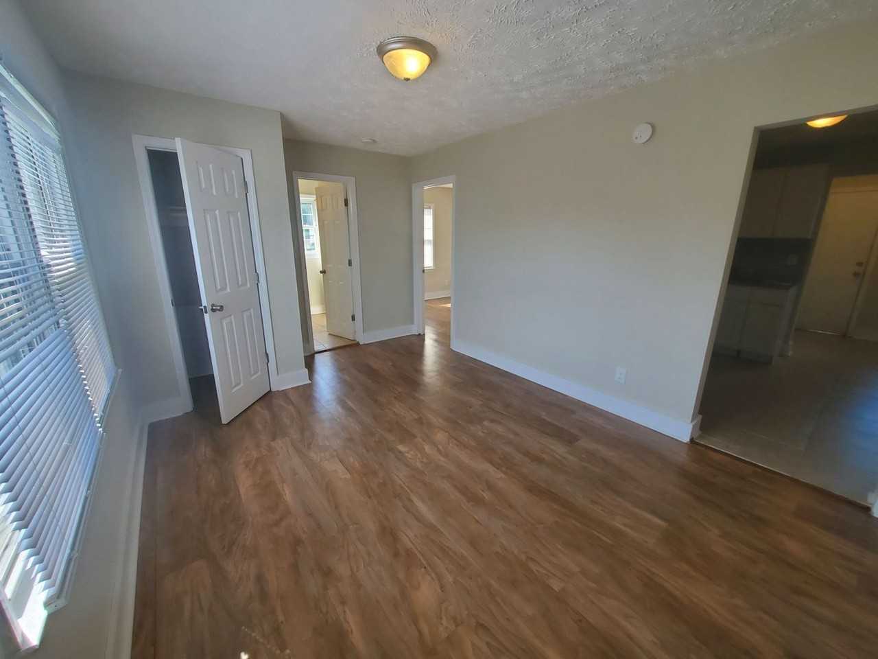 1913 Fort Bragg Rd Apt B - Photo 6 of 11