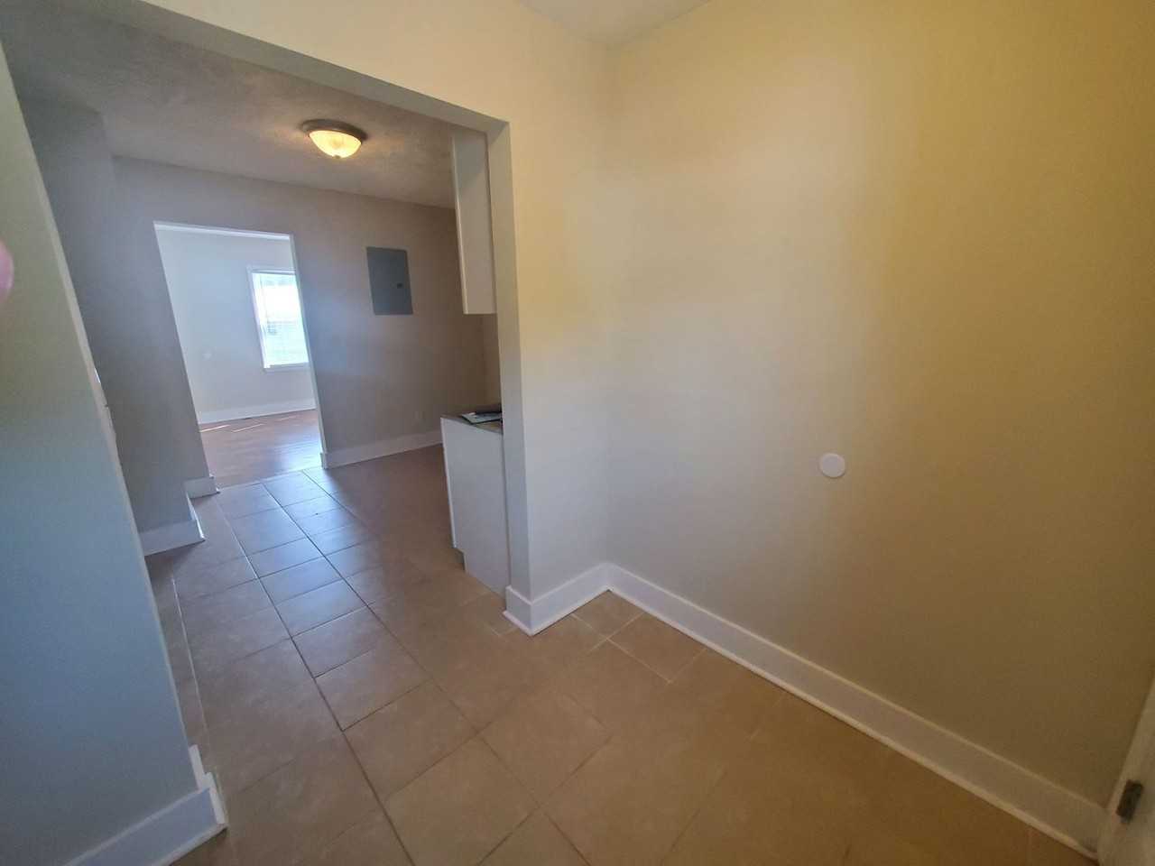1913 Fort Bragg Rd Apt B - Photo 7 of 11