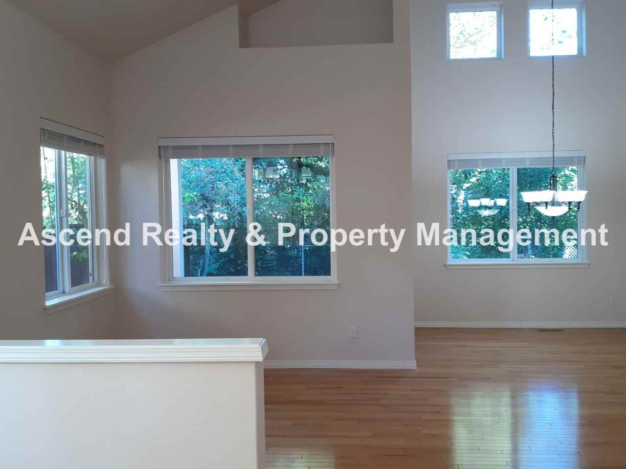 5274 Nw Crady Ln - Photo 3 of 19