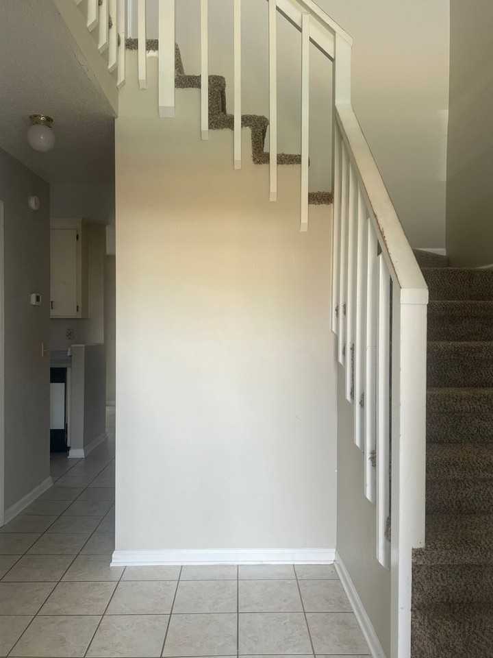 106 Woodfield Pl - Photo 5 of 16