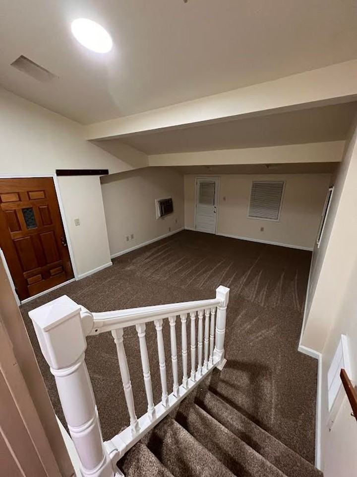 112 Hazel St - Photo 5 of 16