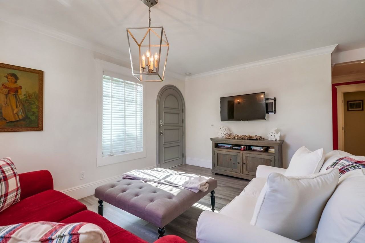 961 G Ave #B - Photo 2 of 24