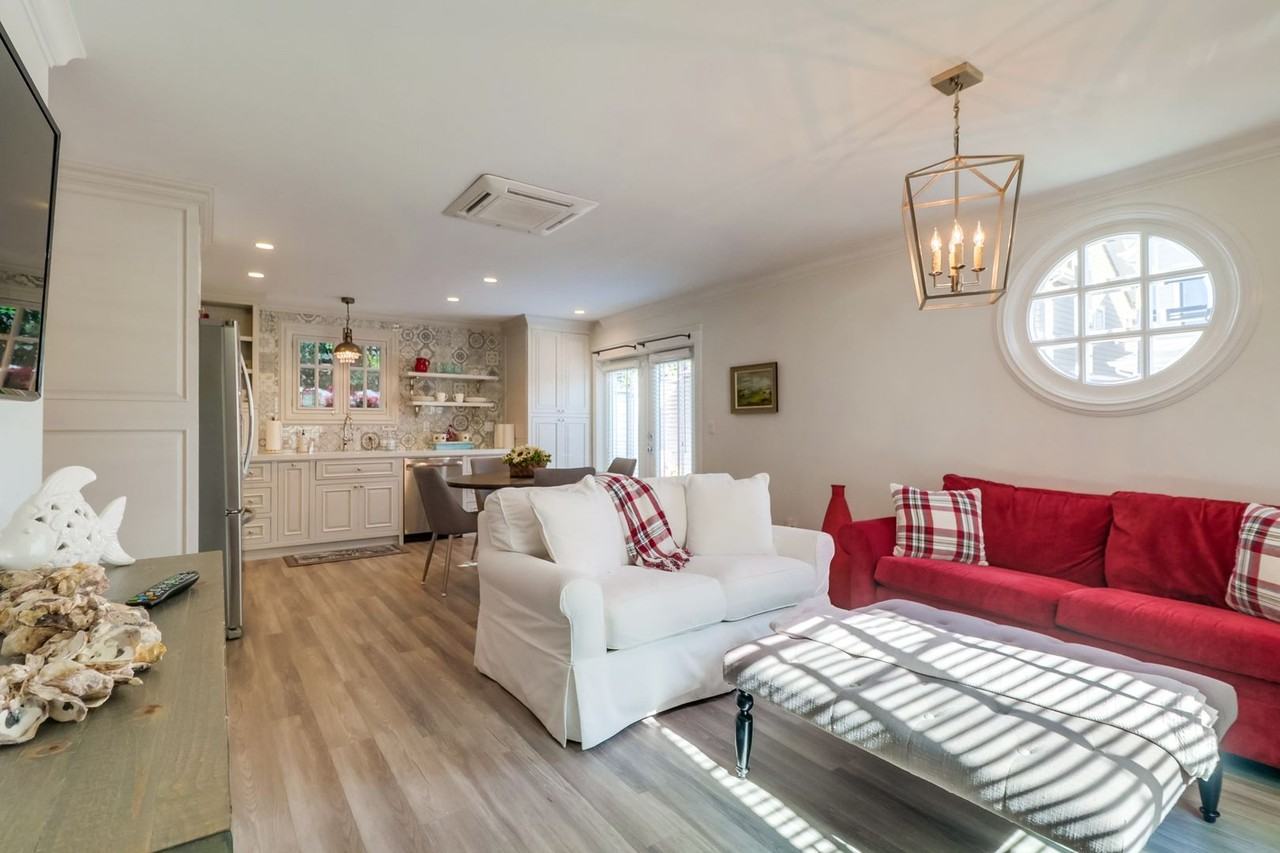 961 G Ave #B - Photo 4 of 24