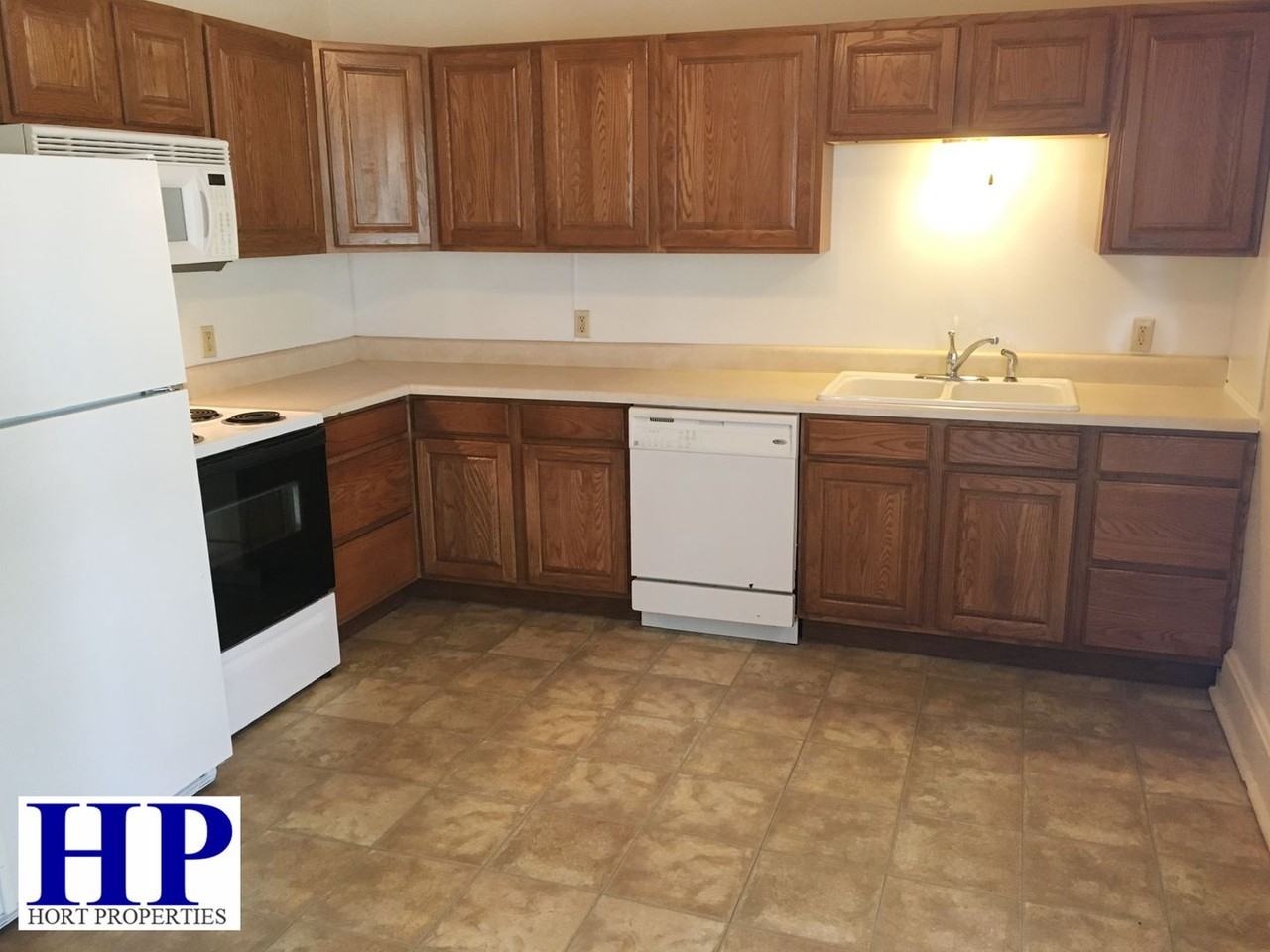 1525 2nd St - Photo 2 of 23