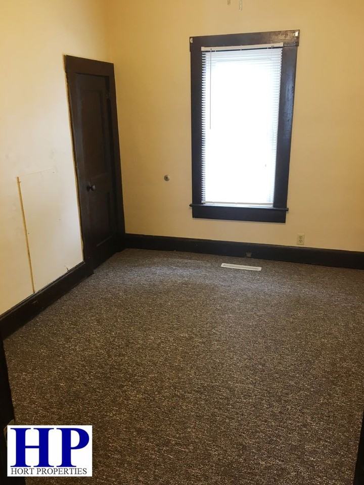 1525 2nd St - Photo 7 of 23