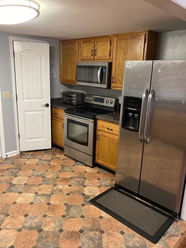 409 Bronco Rd - Photo 3 of 8