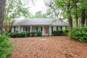 featured image of 220 Ridgewood Ct