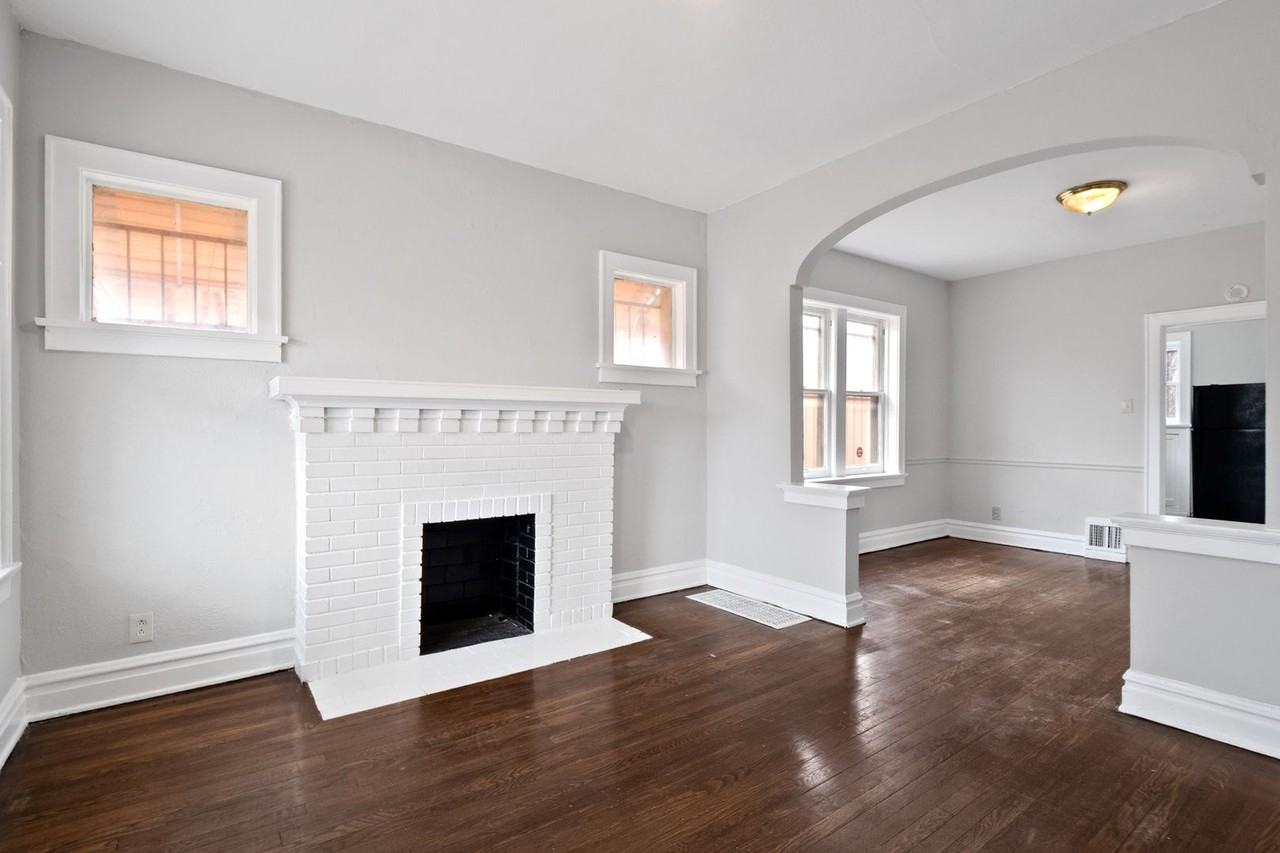 4837 Palm St - Photo 2 of 24