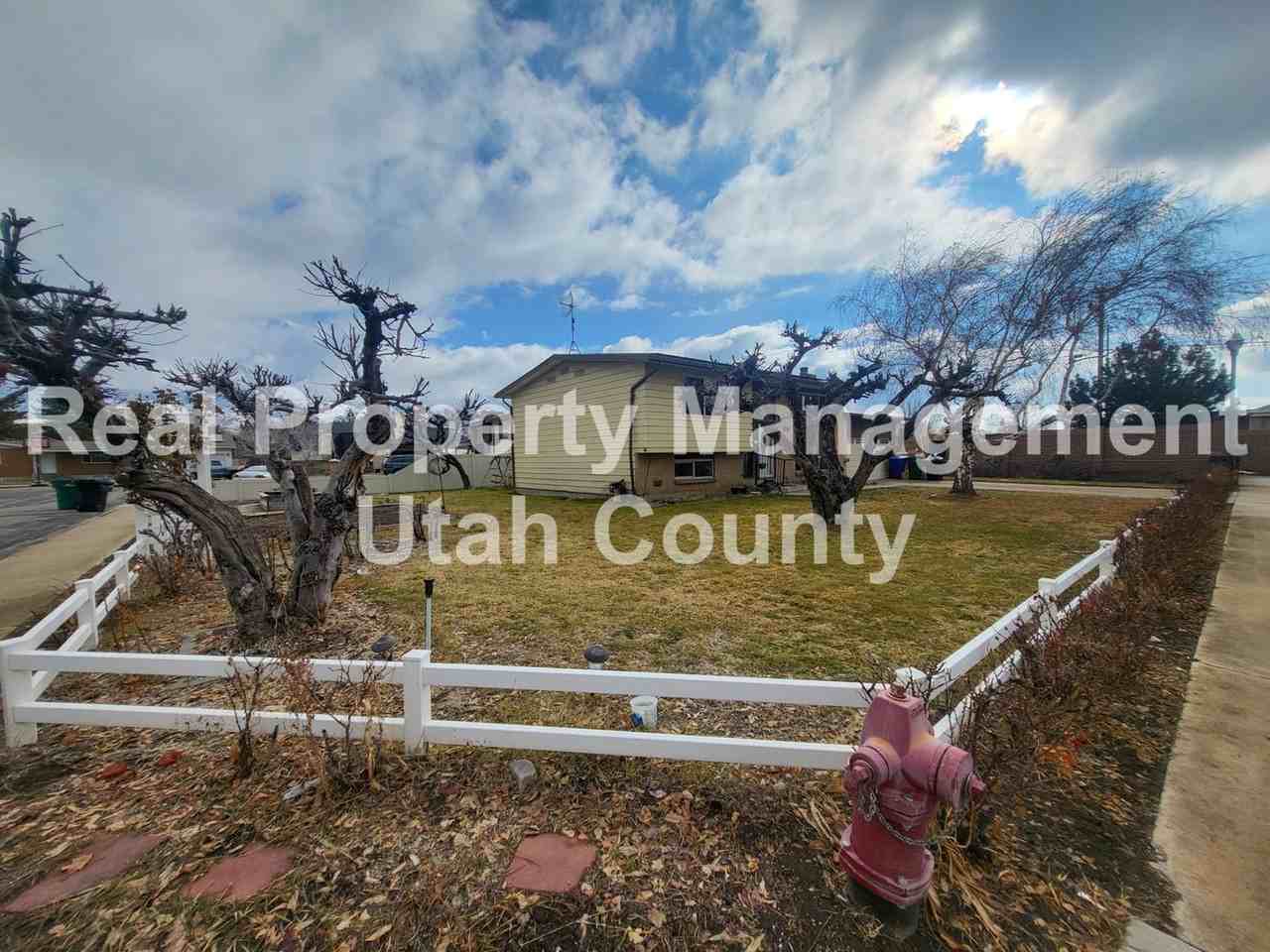 834 N 700 E - Photo 2 of 28