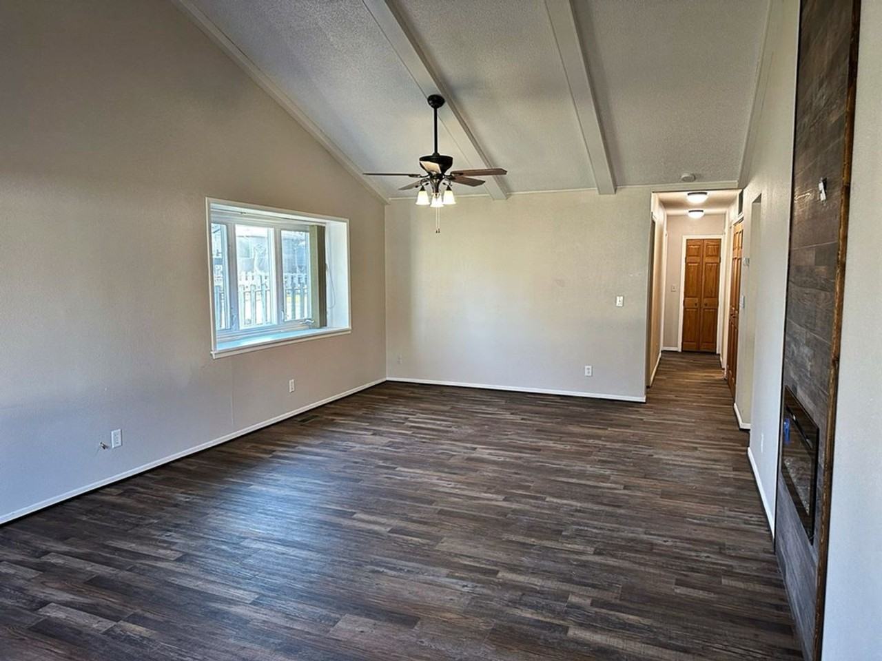 3133 12th Ave N - Photo 2 of 15