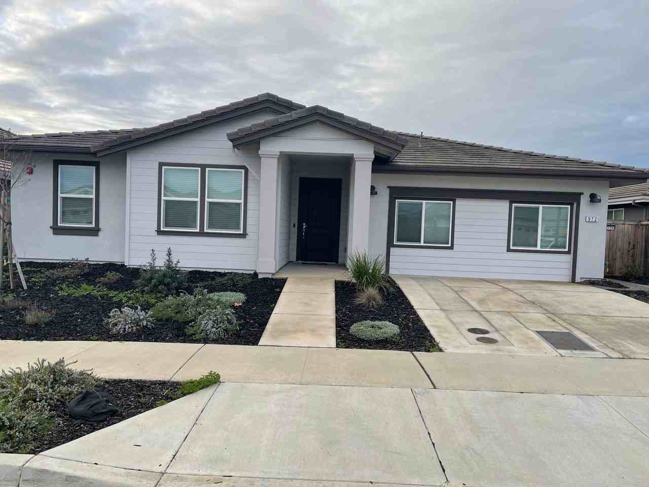 972 Culton St - Photo 5 of 13