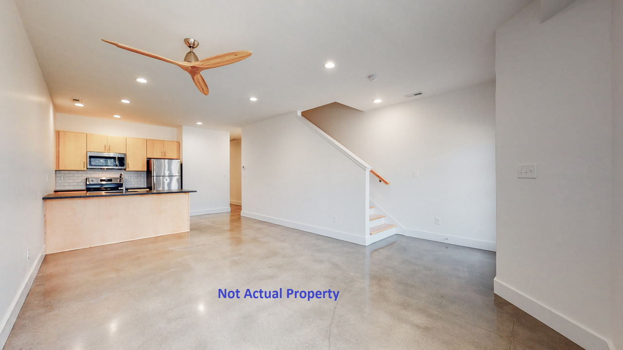 429 Atwood St - Photo 2 of 12