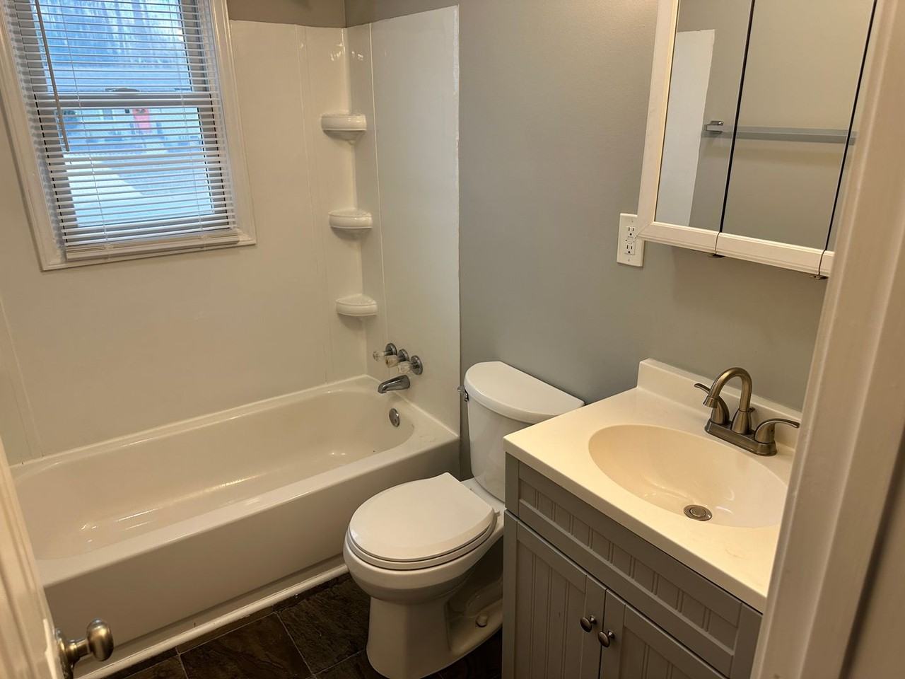 3942 Tillman Rd - Photo 6 of 10
