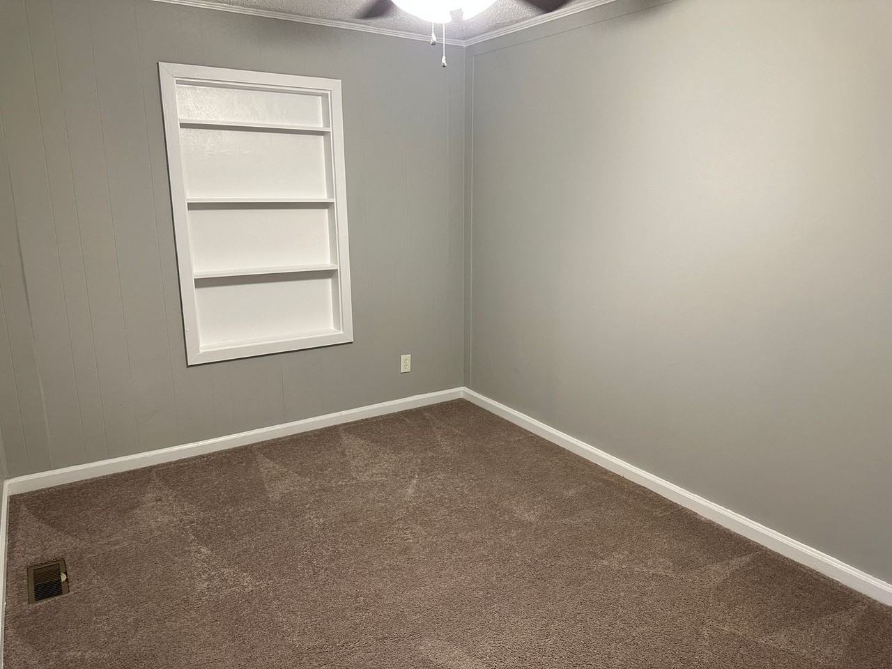 3942 Tillman Rd - Photo 7 of 10