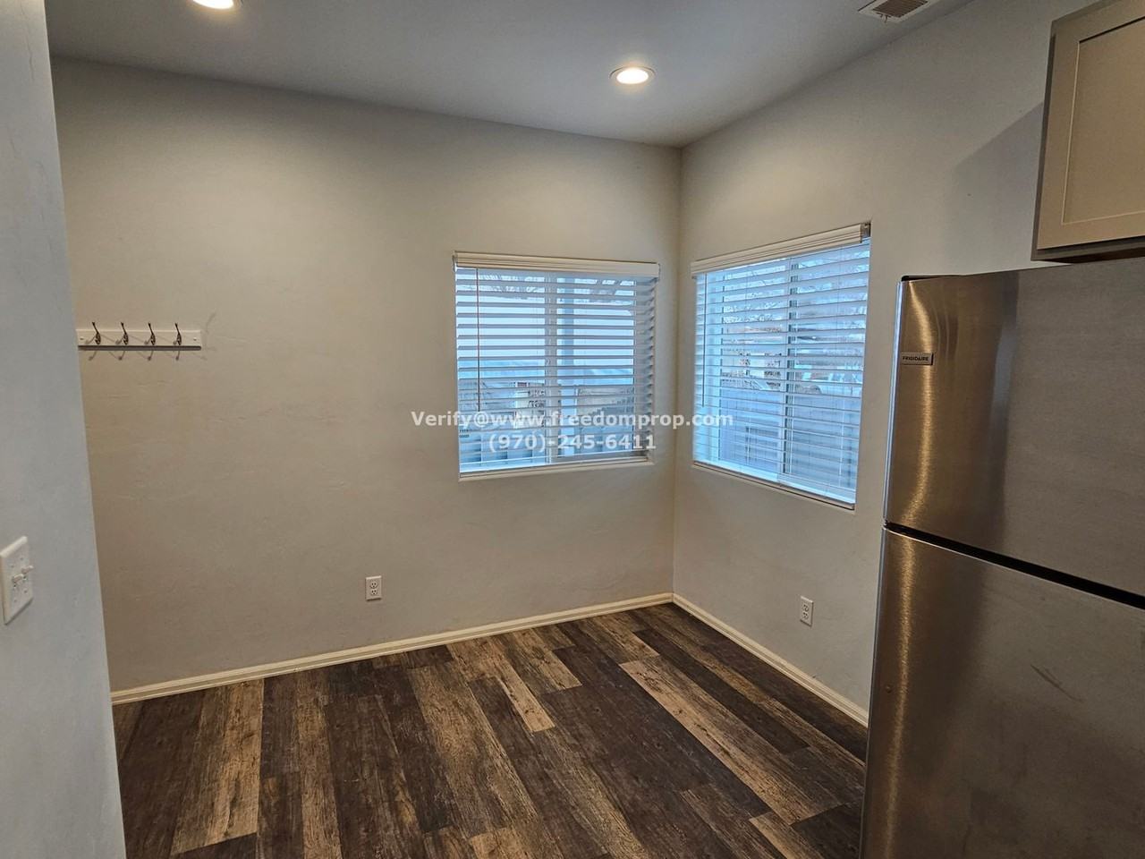 1412 Walnut Ave - Photo 3 of 17