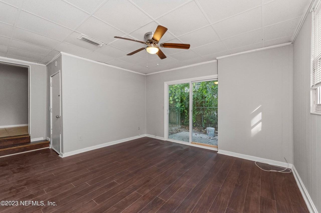 6171 Cedar Hills Blvd - Photo 5 of 14