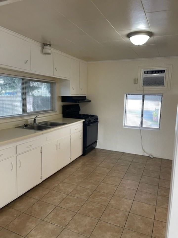 2607 Alamo Dr - Photo 6 of 16