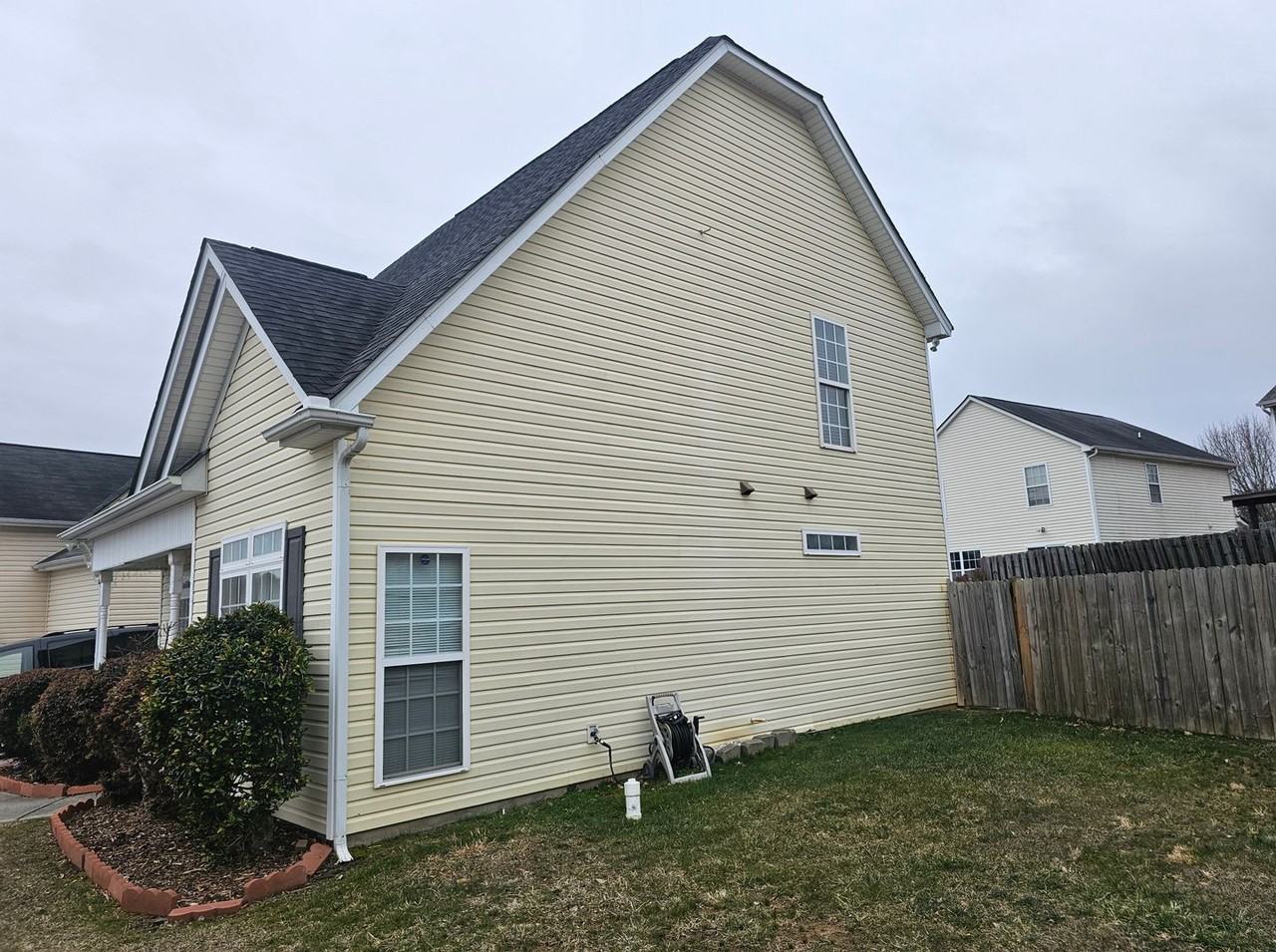 3249 Elliot Jacob Ave - Photo 2 of 5