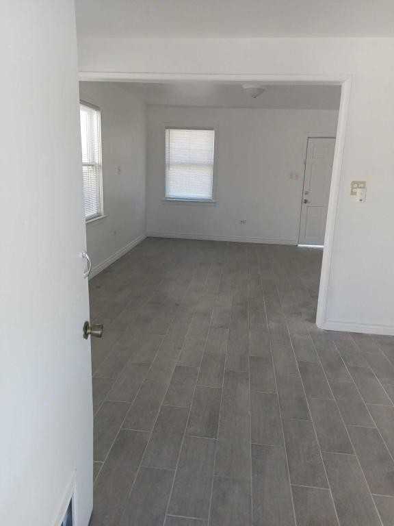 15593 L St - Photo 7 of 13
