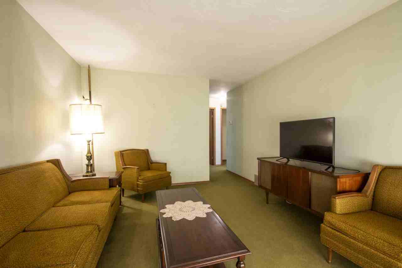 80 Vine Street - Photo 3 of 20