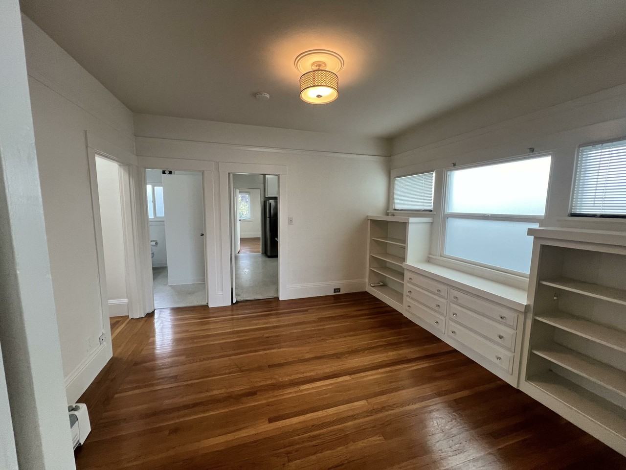 881 York St #3 - Photo 3 of 11