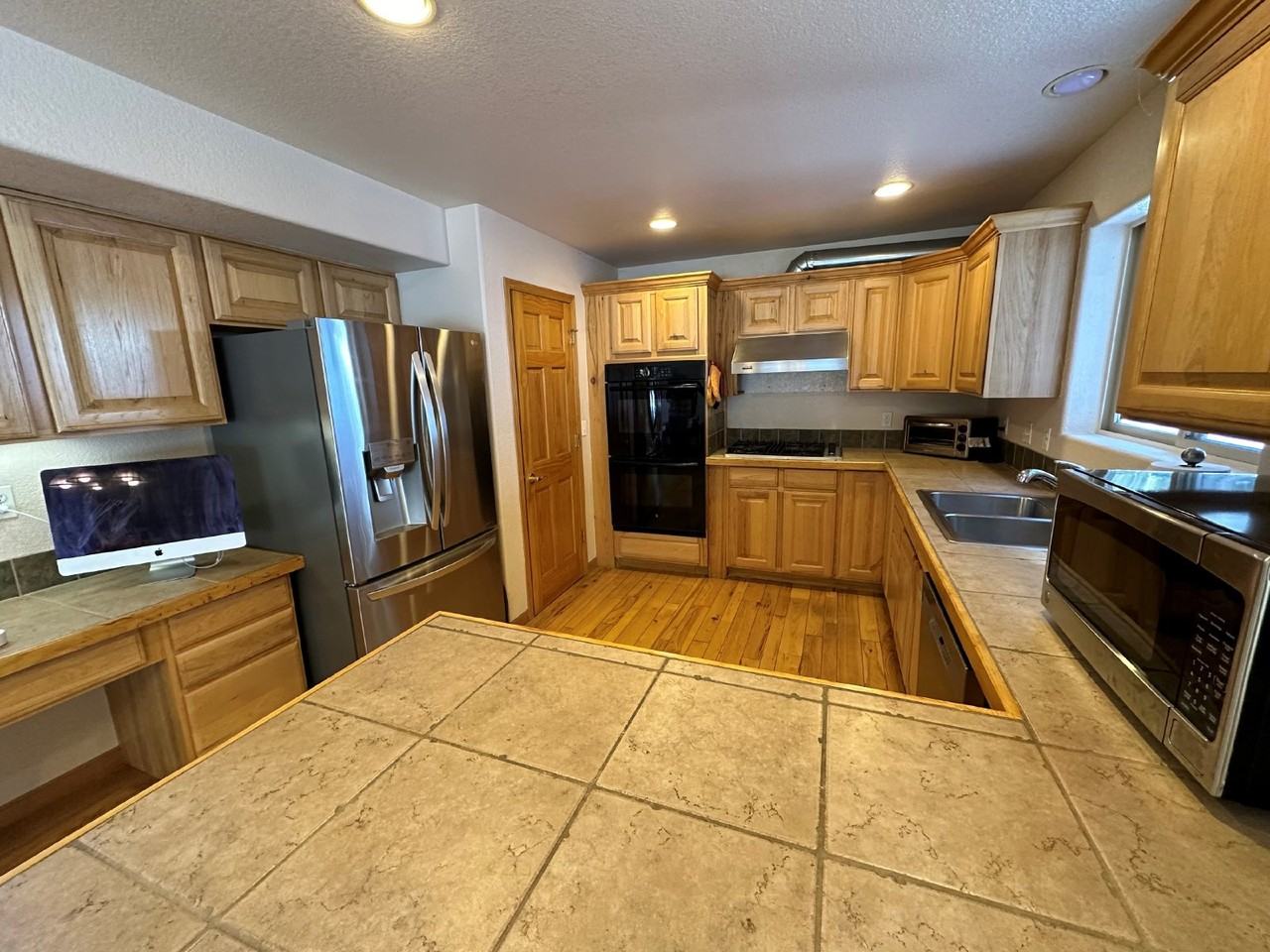 456 Sawmill Ln - Photo 2 of 15