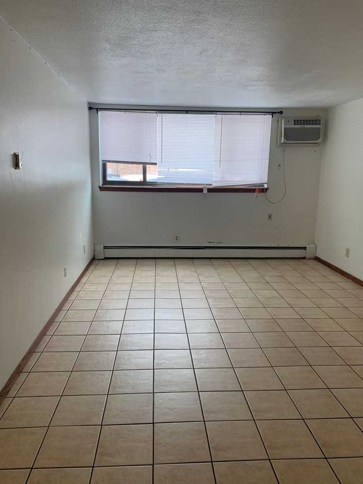 904-912 - Photo 3 of 7