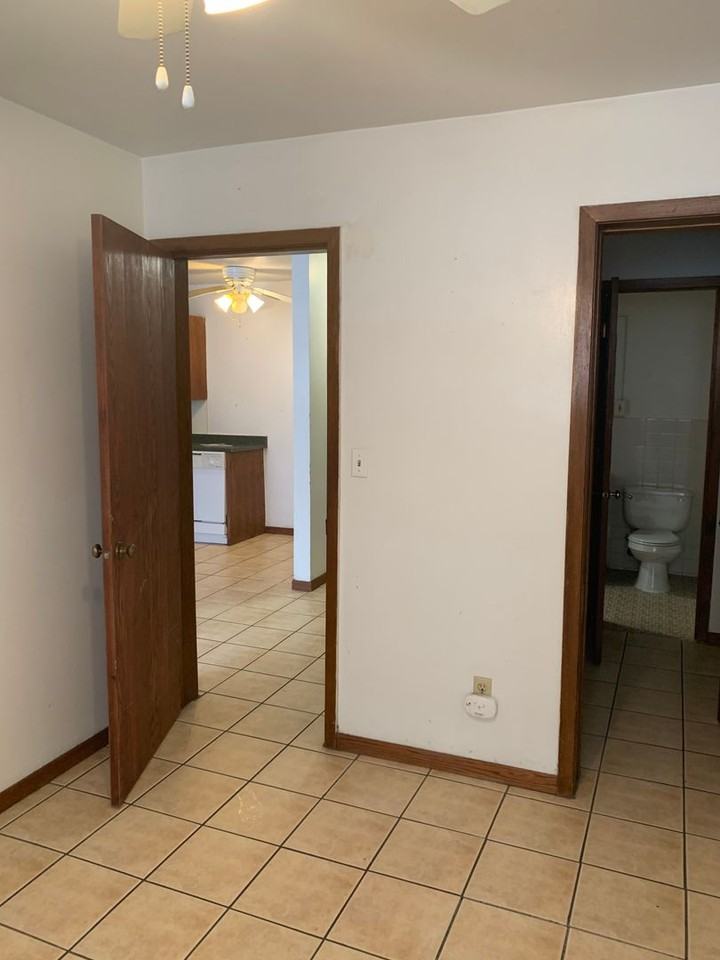 904-912 - Photo 6 of 7