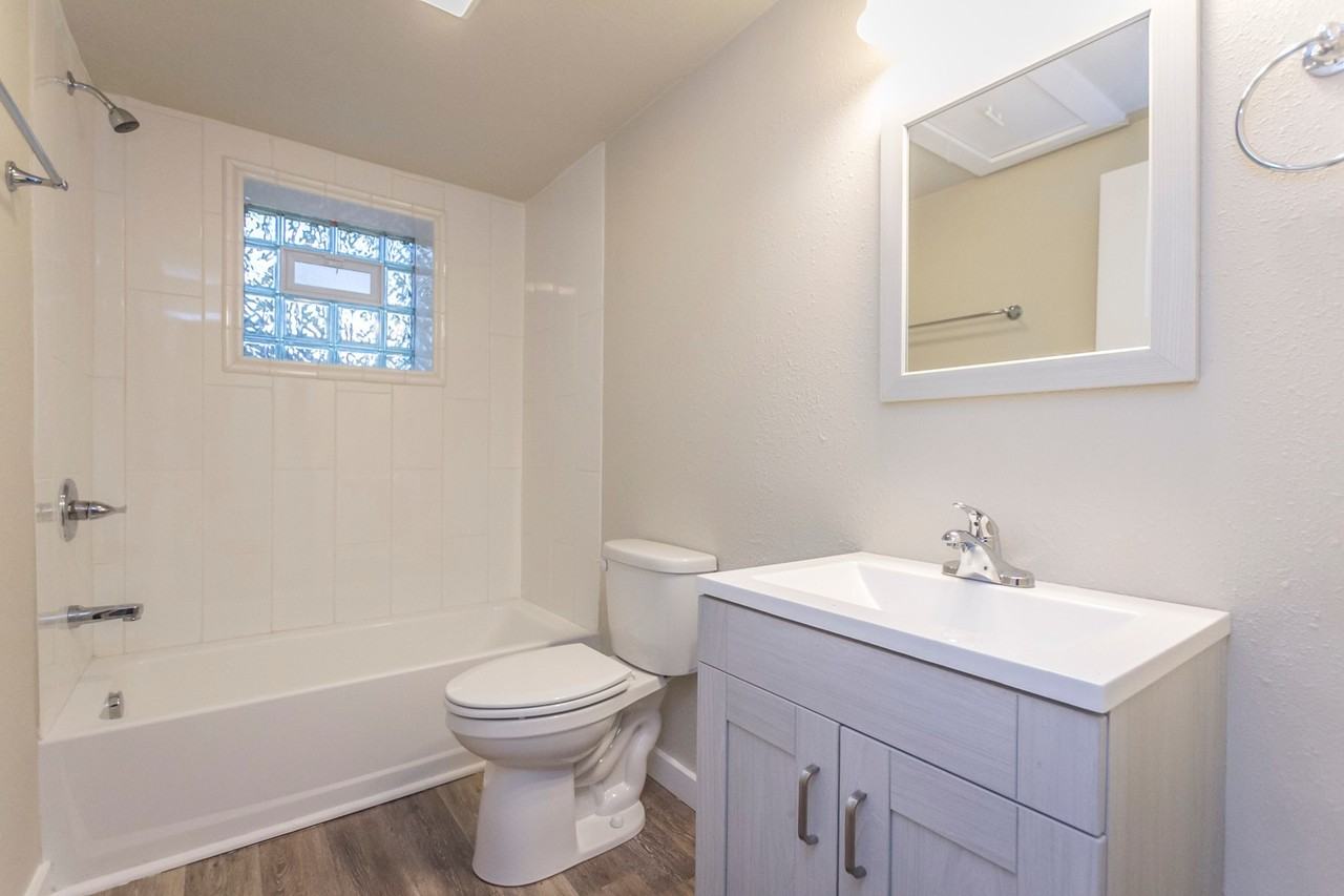 338 E Pleasant View Dr - Photo 6 of 16