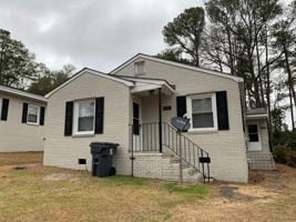 featured image of 2116-B Elvira St