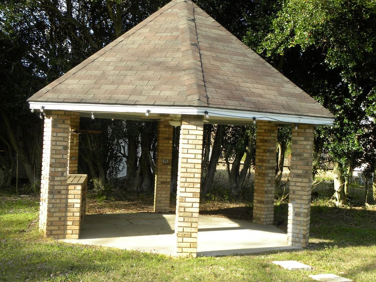 145 Madison Dr - Photo 5 of 19