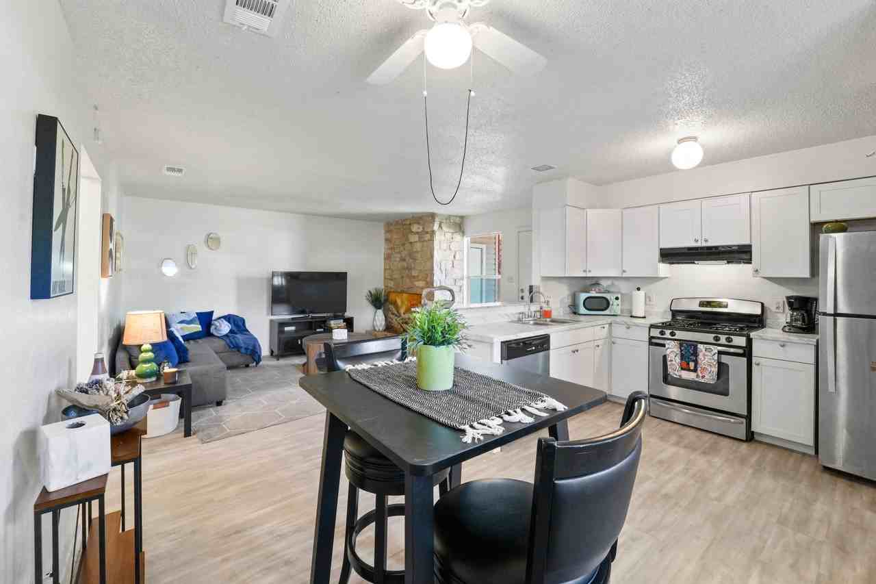 823 Taulbee Ln - Photo 5 of 24