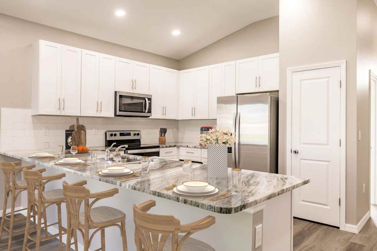 2212 Ne Juanita Pl - Photo 7 of 26