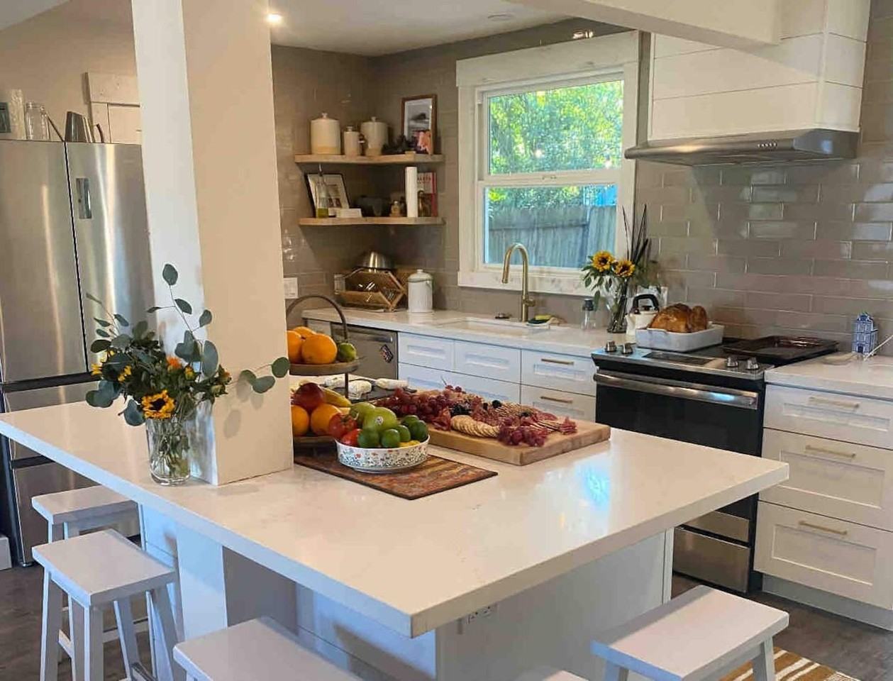 117 Dewitt Ave - Photo 7 of 25