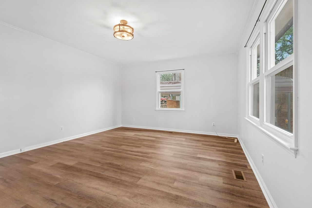 1400 Nc Highway 54 W - Photo 2 of 20