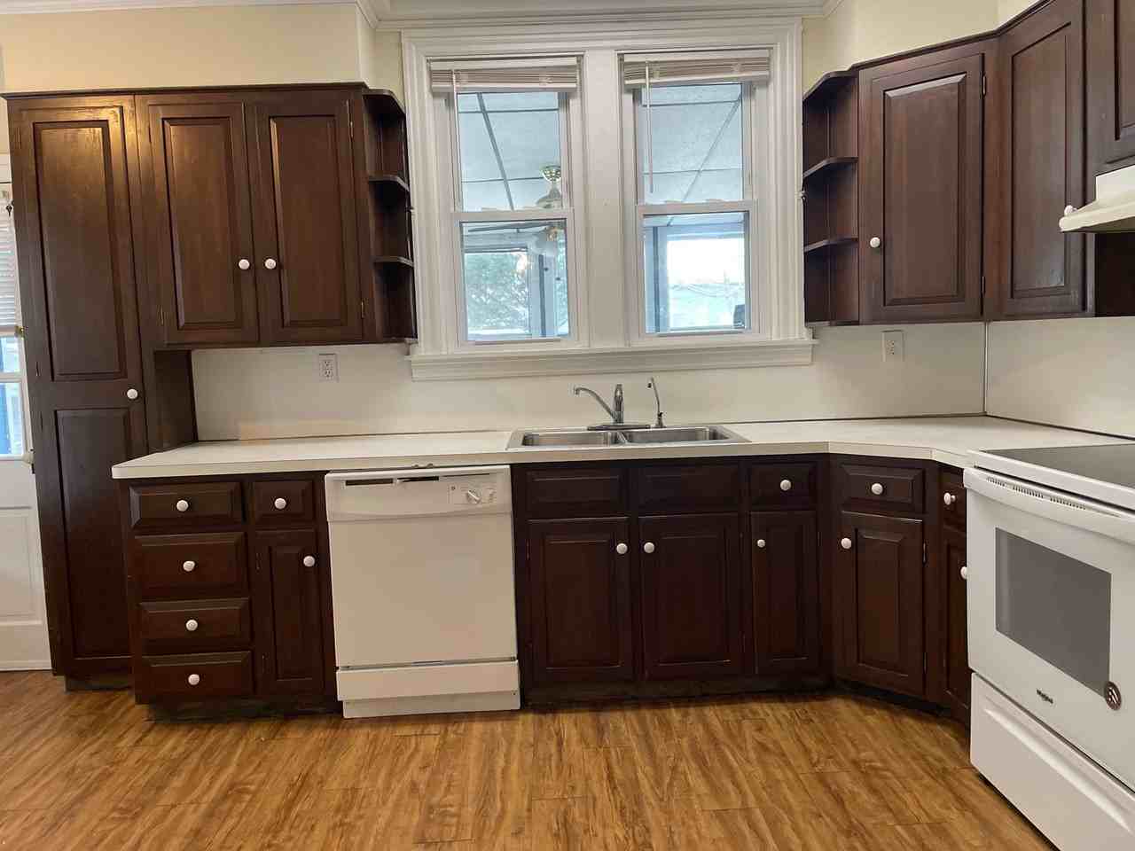 18 N 7th St - Photo 3 of 34