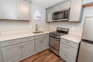 1402-1406 SW 12th Ave - Photo 1 of 1