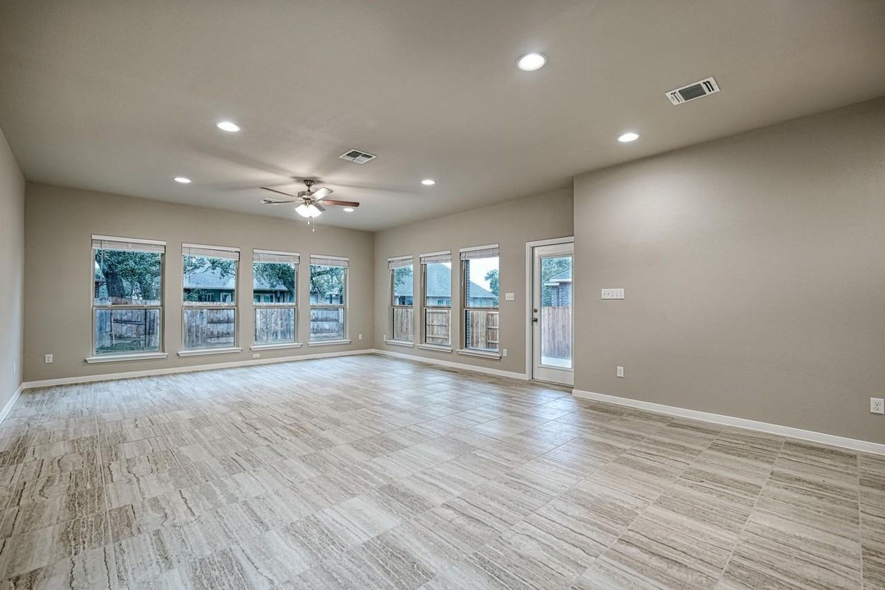113 San View Dr - Photo 3 of 14