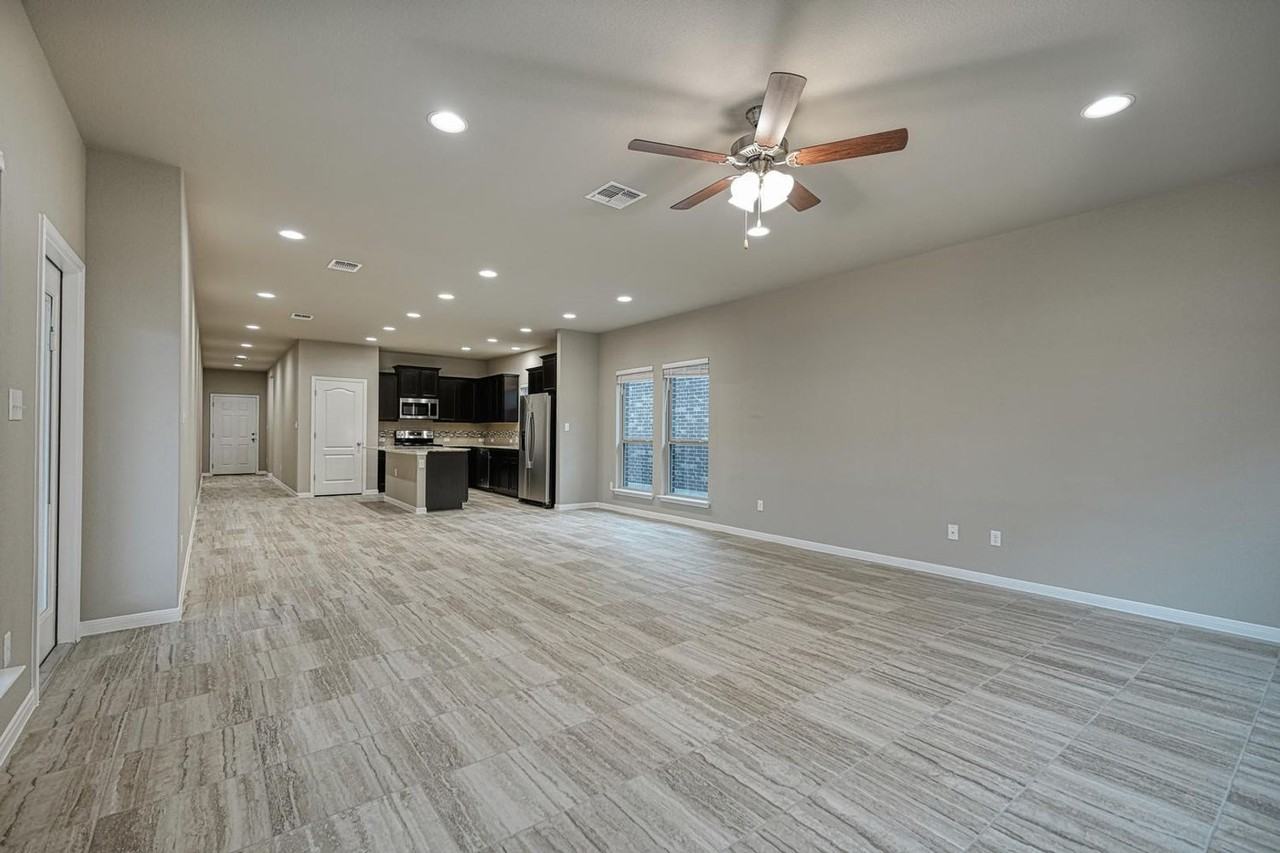 113 San View Dr - Photo 4 of 14