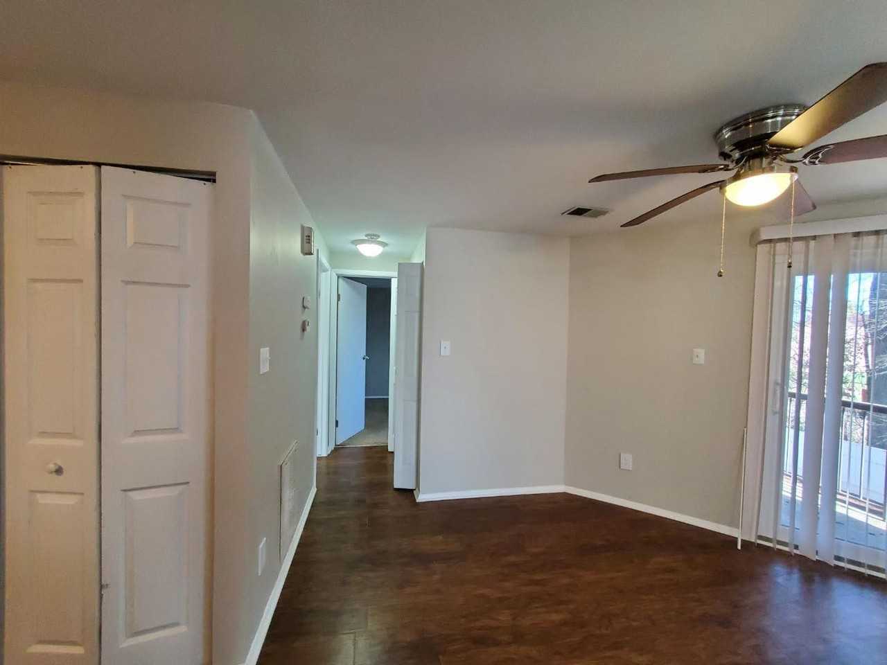 7516 Pebblestone Dr #F - Photo 3 of 25