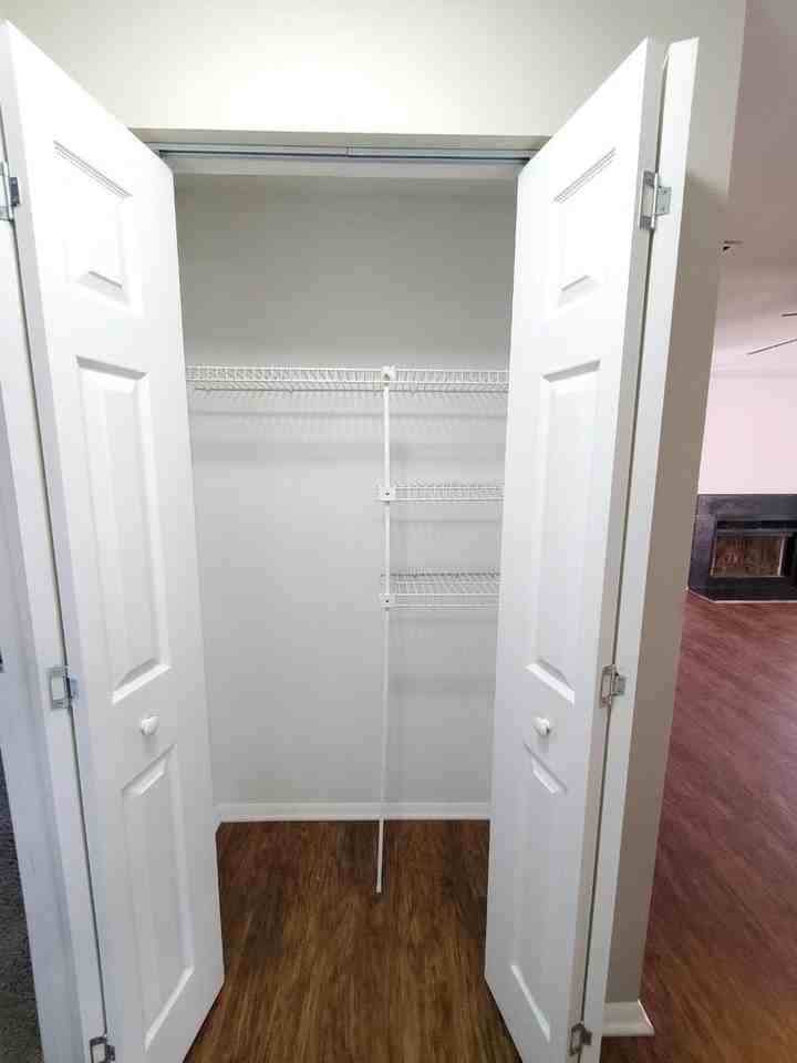 7516 Pebblestone Dr #F - Photo 6 of 25