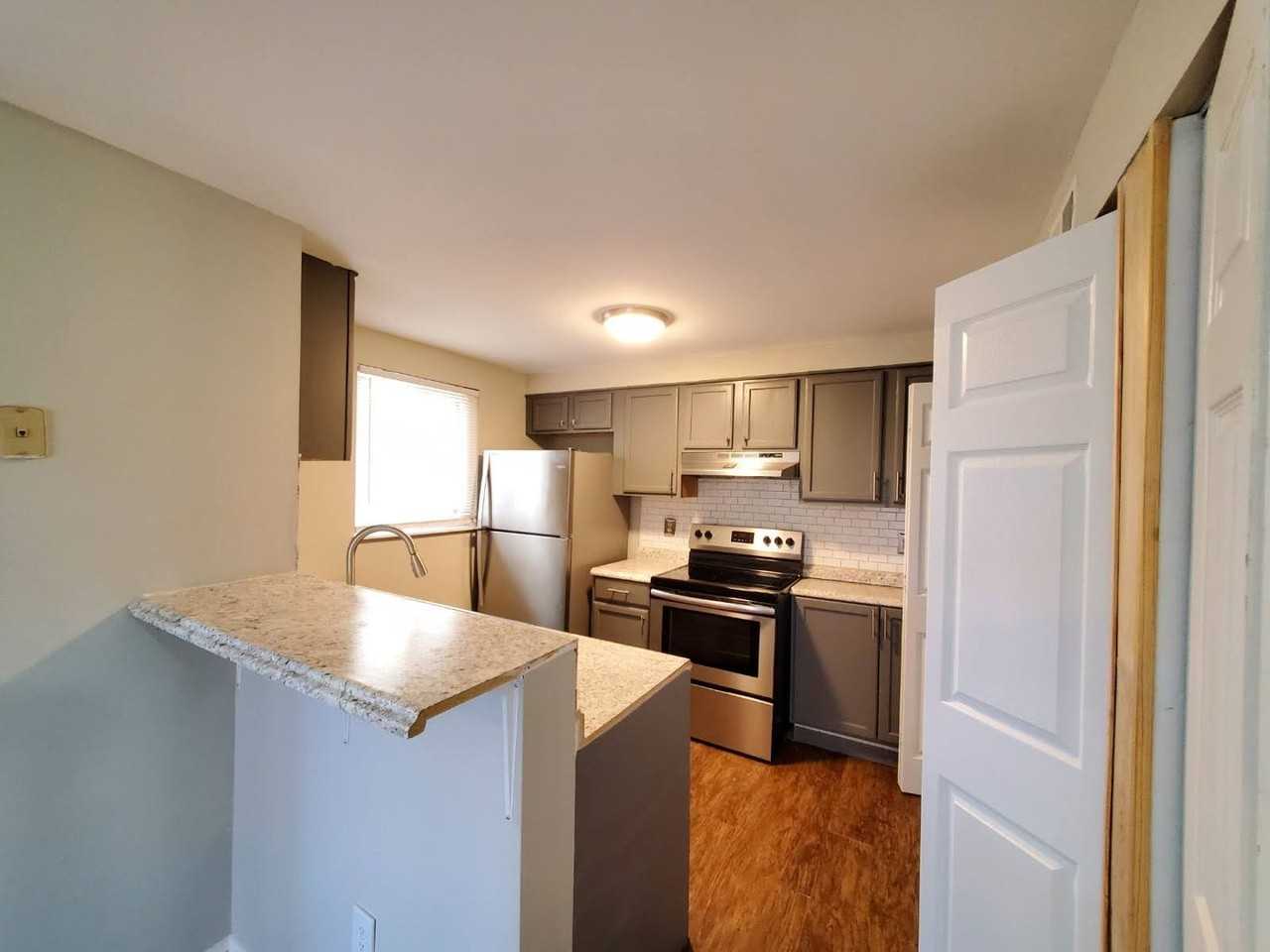 7516 Pebblestone Dr #F - Photo 7 of 25