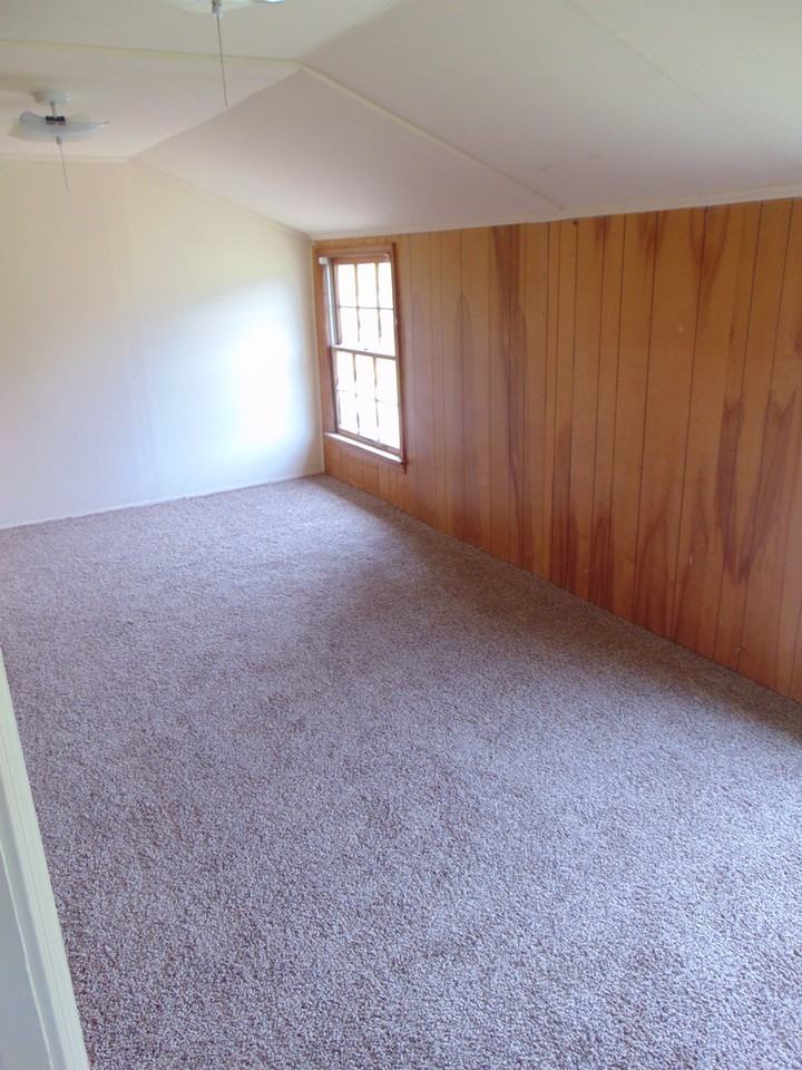 1760 Soundneck Rd - Photo 4 of 16