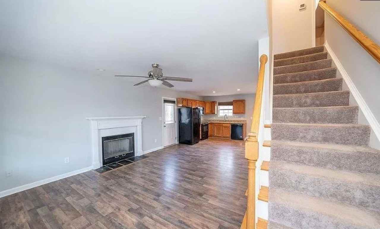 25 Glen Burnie Rd - Photo 4 of 17