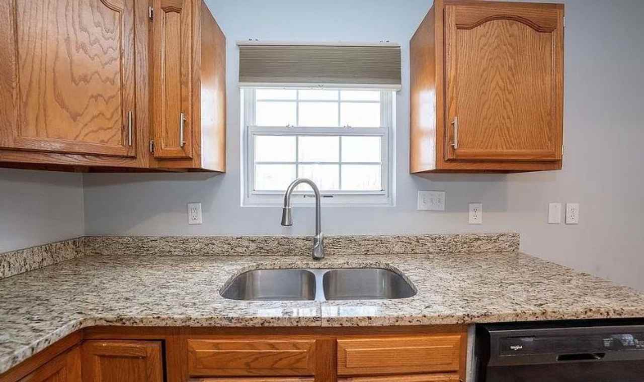 25 Glen Burnie Rd - Photo 7 of 17