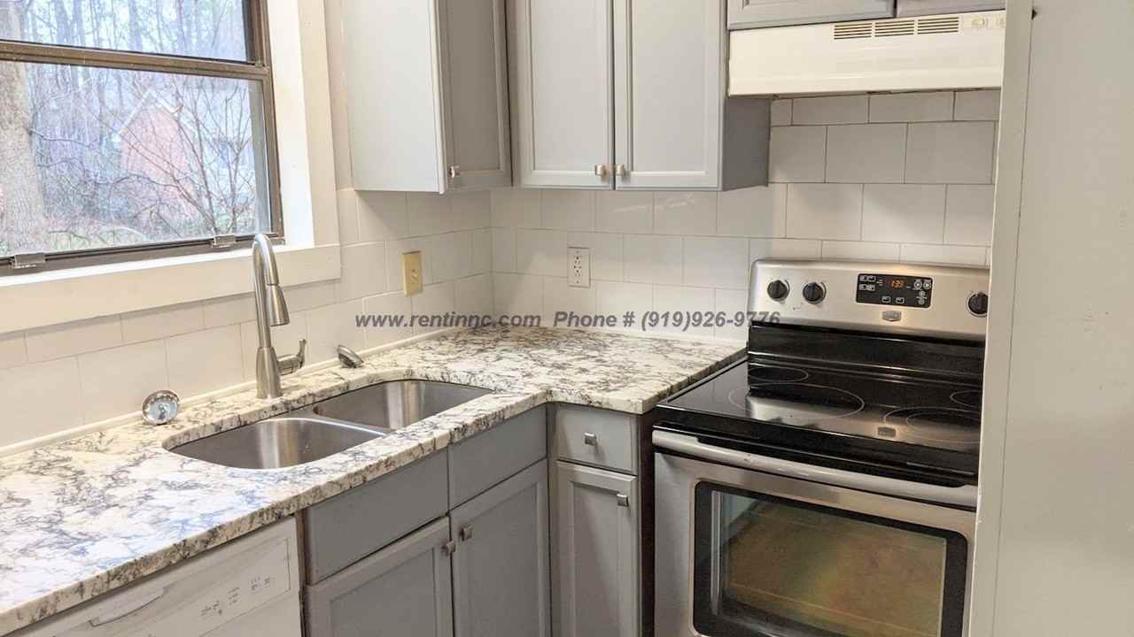 124 Karen Ct - Photo 5 of 23