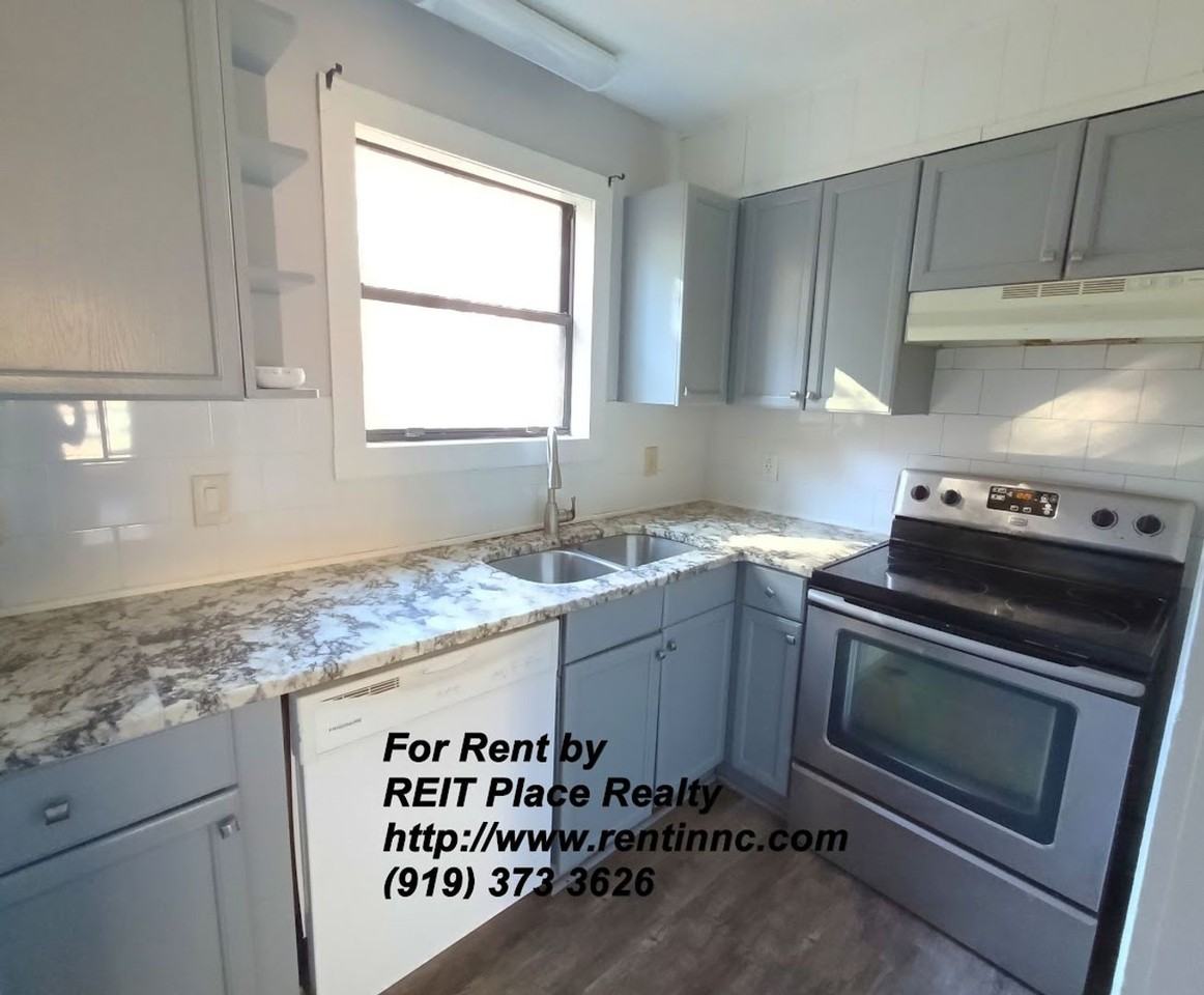 124 Karen Ct - Photo 6 of 23