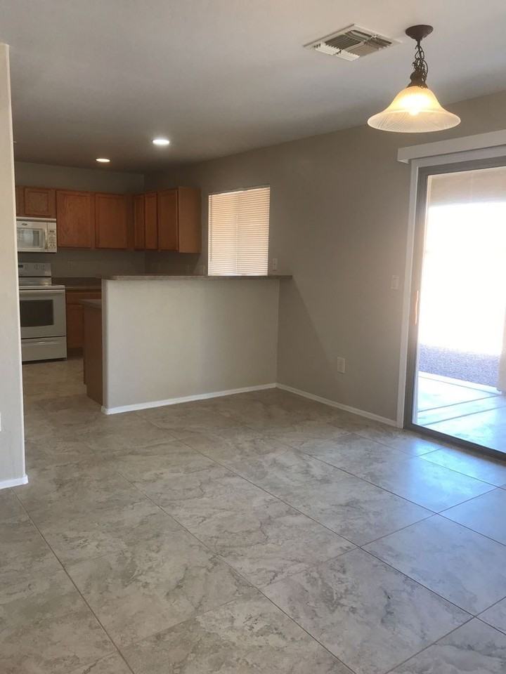 11854 West Thomas Arron Drive - Photo 7 of 48