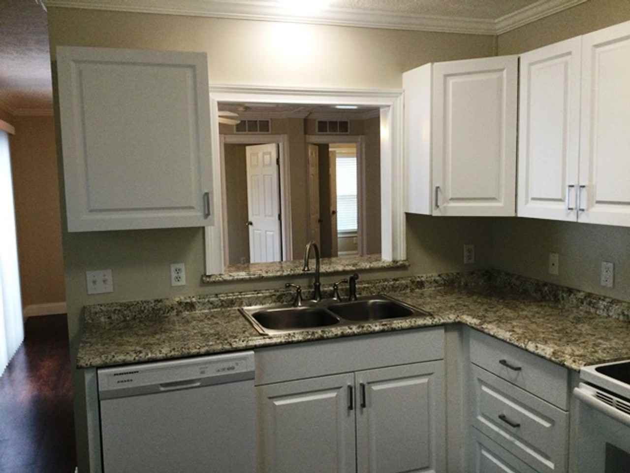 61 Ed Swift Rd - Photo 3 of 25